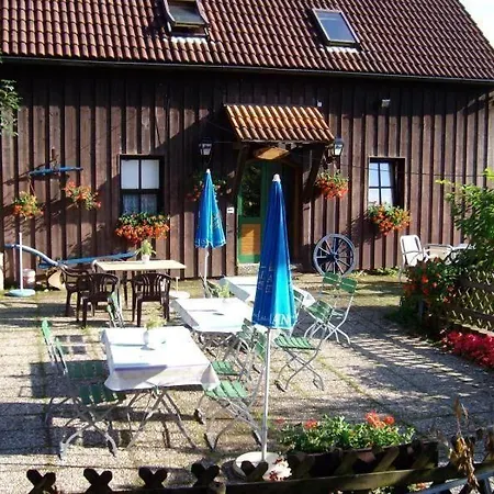 Auf Einem Reiterhof 公寓 Weißenstadt
